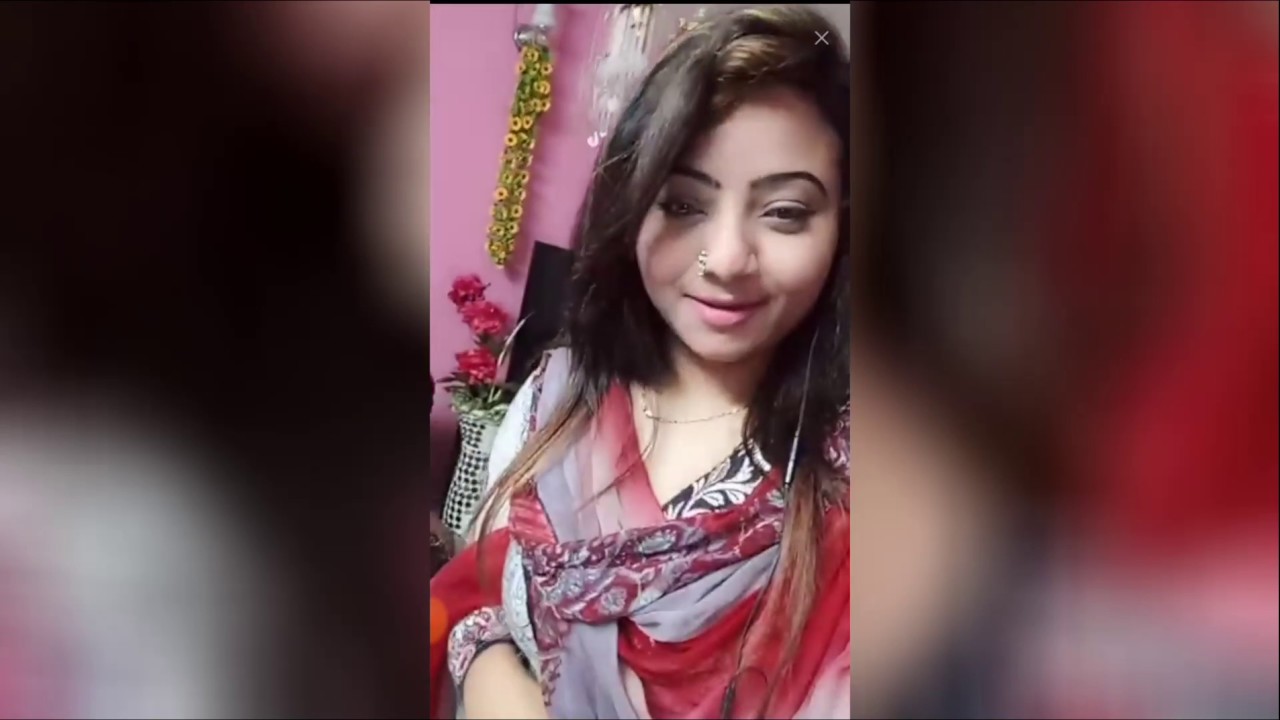 আমাদের দেশের সোনার মেয়েরা মাত্র ১০০ টাকার বিনিময়ে ইমোতে এসব কি দেখাচ্ছে, ভিডিওতে দেখুন