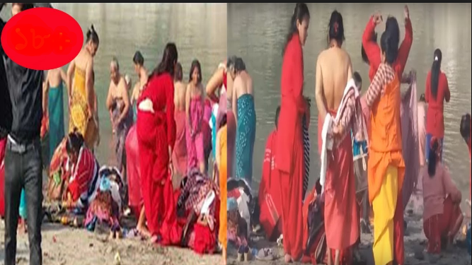 যে মেলায় মহিলারা ছেলেদের সামনে উলঙ্গ হয়ে গোসল করে! এ এক আজব মেলা (ভিডিওটি দেখুন)