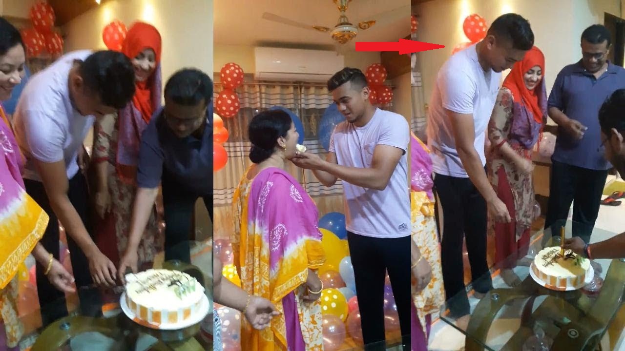 গভীর রাতে তাসকিনের বার্থডে সেলিব্রেট করলো তাসকিন বউ –