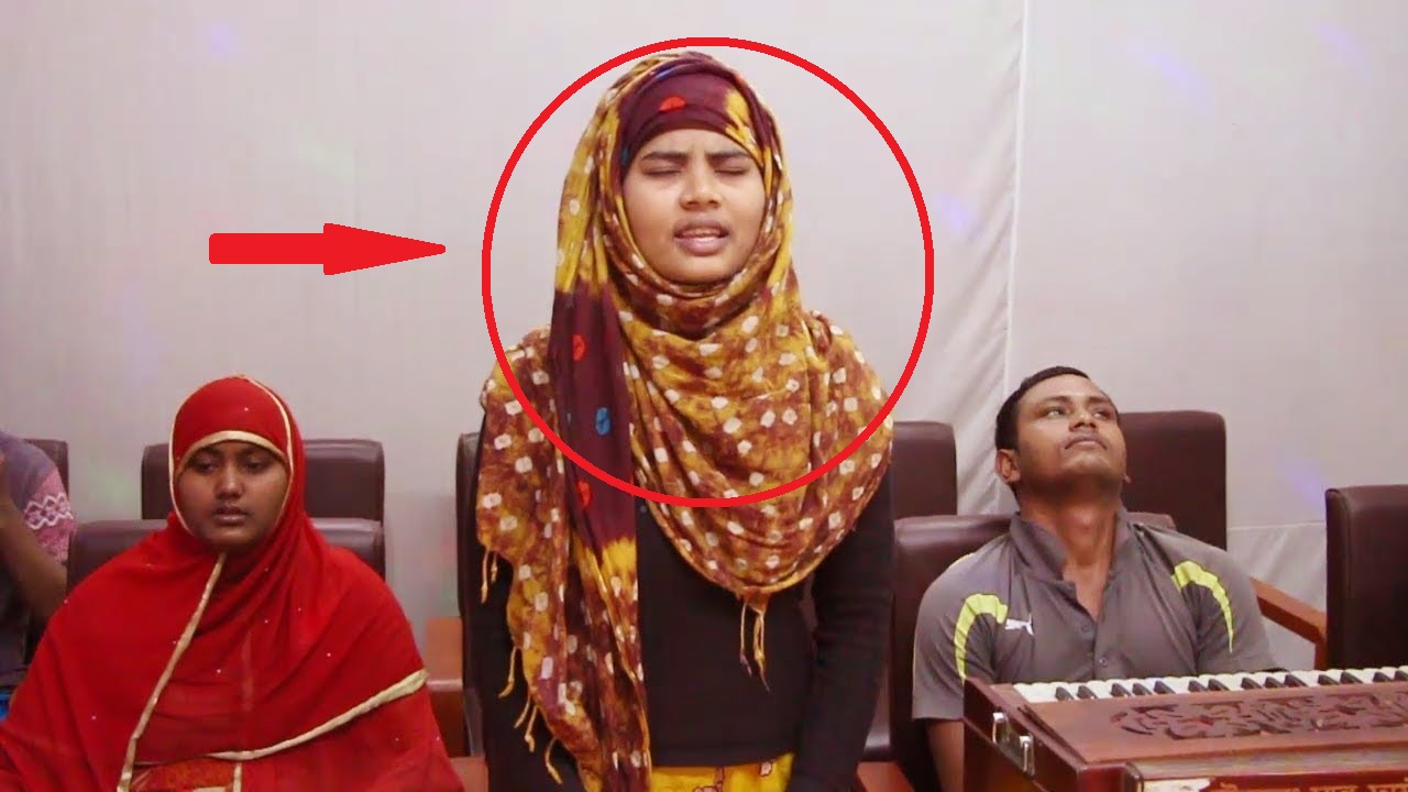 পাবনা পাগলা গারদে প্রেমে ছ্যাকা খাওয়া এক পাগলীর কান্ড দেখুন ।