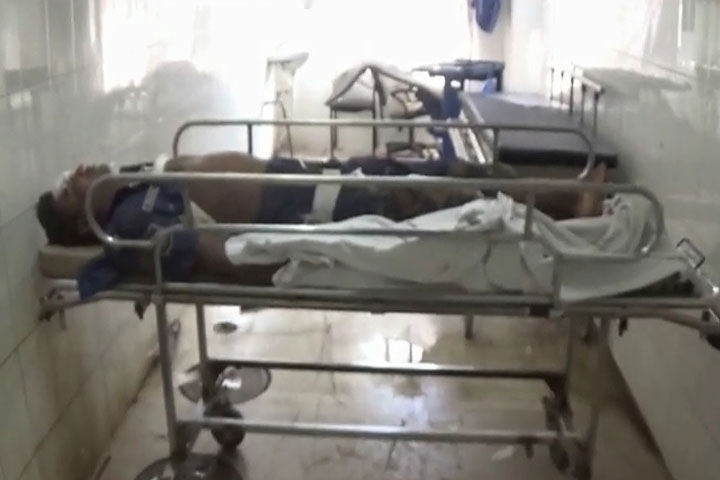 সাভারে বাসচাপায় প্রাণ গেল পুলিশ কনস্টেবলের