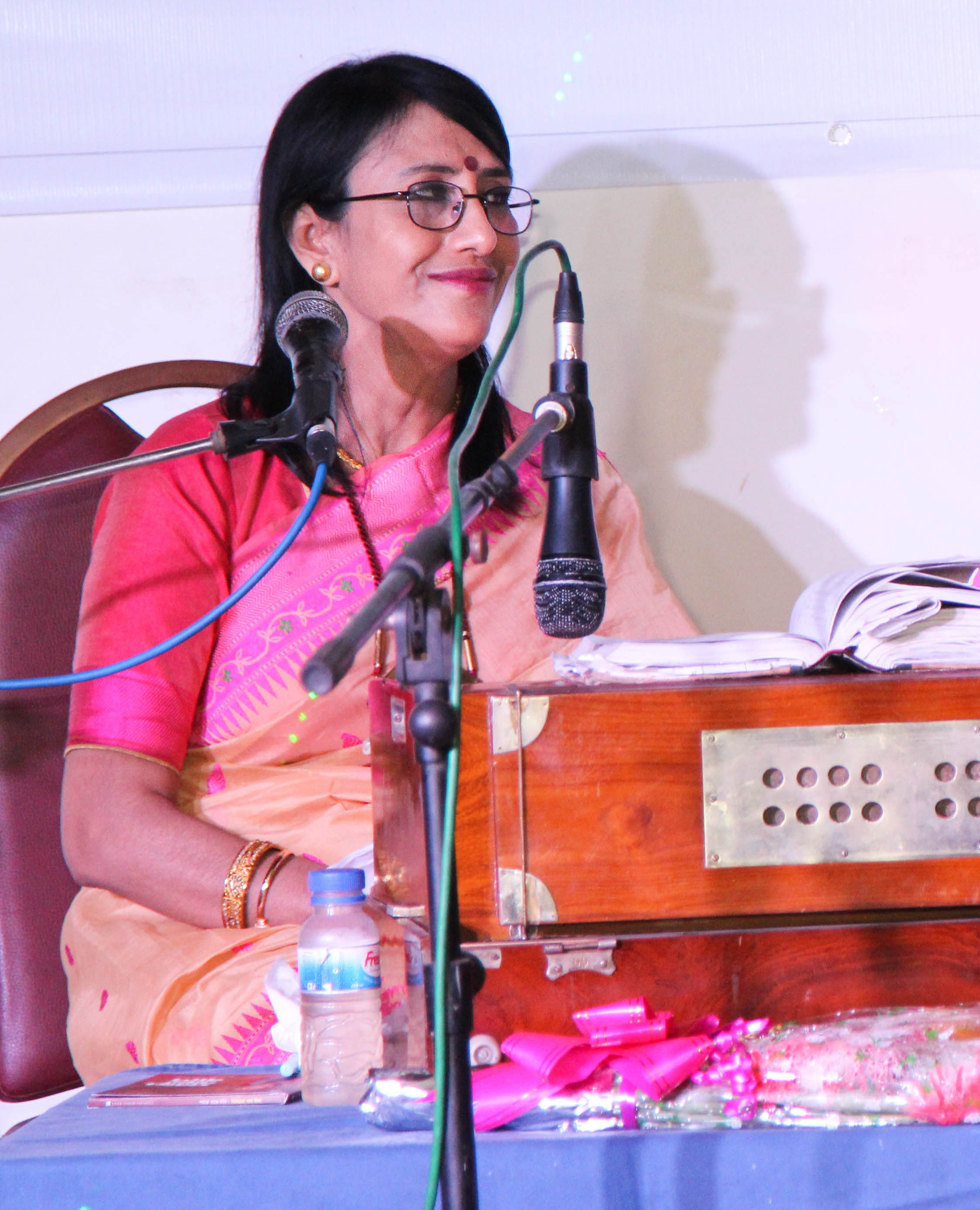 লিলিয়েন নীলার “পরানে বাজে বাশি