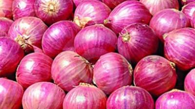 পেঁয়াজের ট্রাক যেন বেশি আসে!