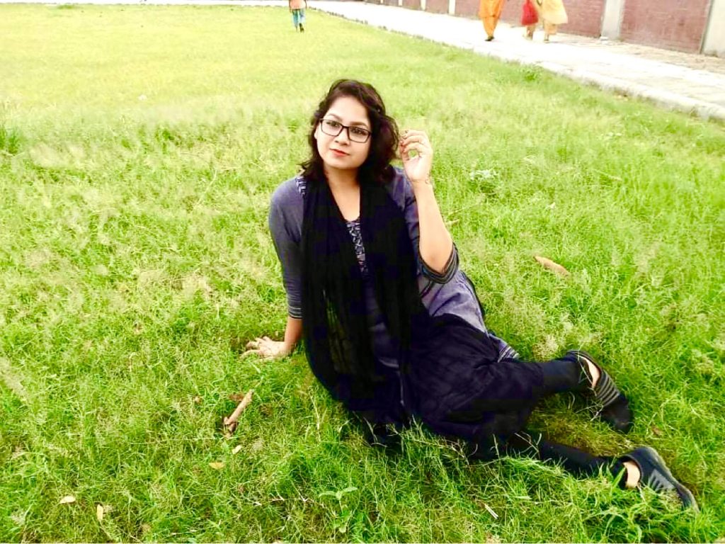 মডেল-মিতু