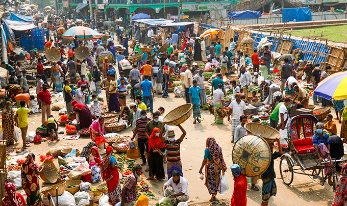 করোনাভাইরাস: স্বাস্থ্যবিধি কার্যকরে আইনি জটিলতা