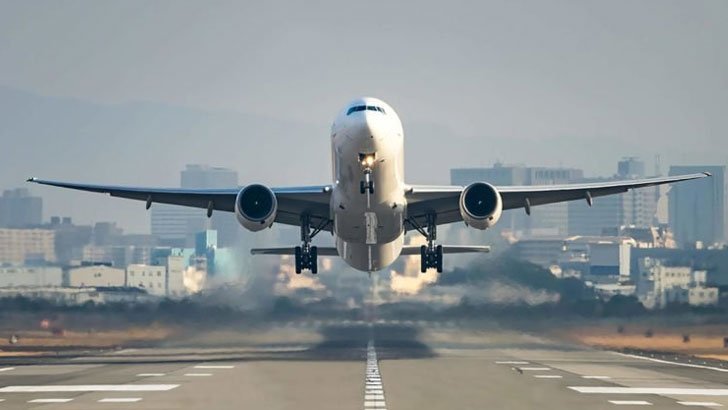 একই ফ্লাইটের ১২৫ যাত্রীর করোনা শনাক্ত!