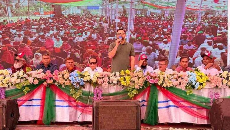 সংসদ নির্বাচন নিয়ে ষড়যন্ত্র হচ্ছে: আমিনুল হক
