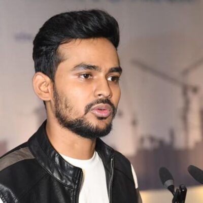 কেন ক্ষমা চাইলেন উপদেষ্টা আসিফ মাহমুদ